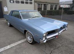 Pontiac Grand-Prix V8 Coupé