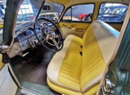 Pontiac Chieftain V8