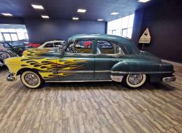 Pontiac Chieftain V8