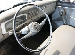 Peugeot 403 Pick up bâché