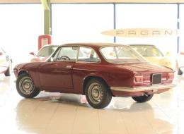 Alfa Roméo Giulia GT 1300 Junior