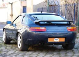 Porsche 928 S4