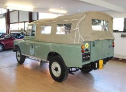 LandRover 109 Bâché