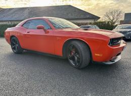 Dodge Challenger SRT8 V8 6.1L Hemi