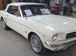 Ford Mustang Convertible code C