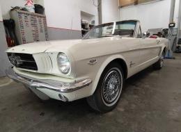 Ford Mustang Convertible code C