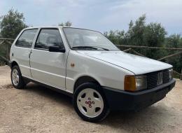 Fiat Uno Uno 45S avec moteur A112 Abarth - Sleeper