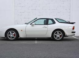 Porsche 944 S2