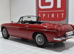 MG B