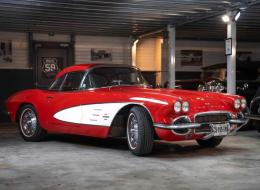 Chevrolet Corvette C1 V8