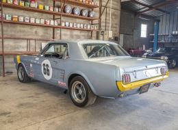 Ford Mustang coupé V8 289 "racing"
