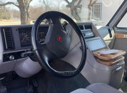 GMC Van Vandura 2500 conversion van