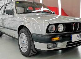 BMW Série 3 e30 325i Recaro