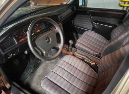 Mercedes-Benz E class 2.0 (W201)