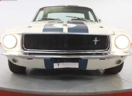 Ford Mustang 302 V8 Manuel