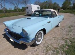 Ford Thunderbird