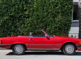 Mercedes-Benz SL 560