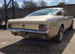 Ford Mustang Fastback 289 ci boite Manuelle 4 Rapports 