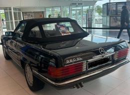 Mercedes-Benz SL 560