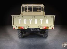 Toyota Land Cruiser FJ45 Pick up