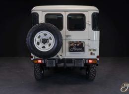 Toyota Land Cruiser FJ40