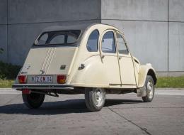 Citroen 2 CV 6 Spécial