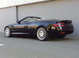Aston Martin DB 9 Volante 5.9L V12 (Convertible)