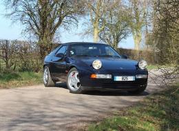 Porsche 928 GT