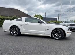 Ford Mustang GT V8 4.6L Premium
