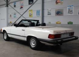 Mercedes-Benz SL 380