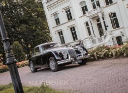 Jaguar Série - XK 150 FHC