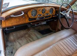 Bentley S1