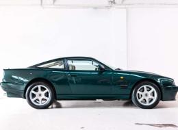 Aston Martin V8 Coupé