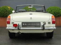 MG B