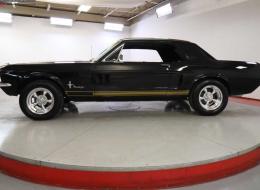 Ford Mustang V8 coupé