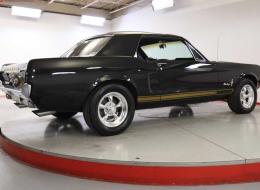 Ford Mustang V8 coupé