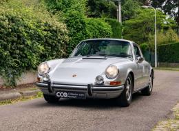 Porsche 911 2.2L E coupé