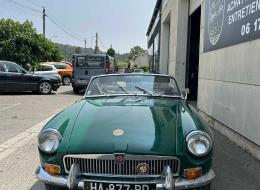 MG B
