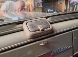 Peugeot 203 Luxe avec toit ouvrant