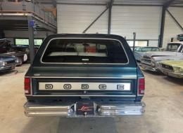 Dodge Ramcharger D150 5.2 V8