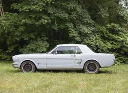 Ford Mustang Coupé 289 Code A