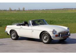 MG B Roadster