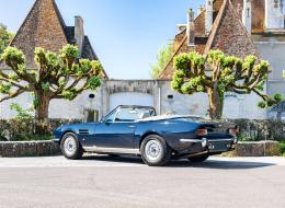 Aston Martin V8 Volante