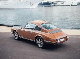 Porsche 911 2.4 T Coupé