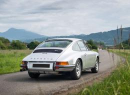 Porsche 911 2,4 E 