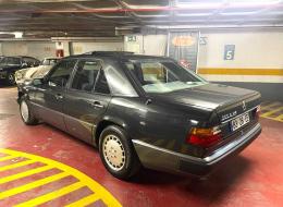 Mercedes-Benz E class 300 E-24