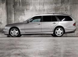 Mercedes-Benz E class E55 AMG S210