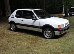 Peugeot 205 GTi 1.9 L