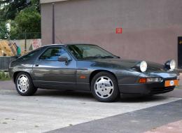 Porsche 928 S4