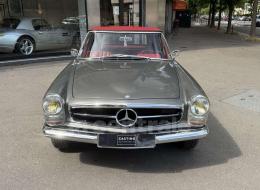 Mercedes-Benz SL 230 Pagode